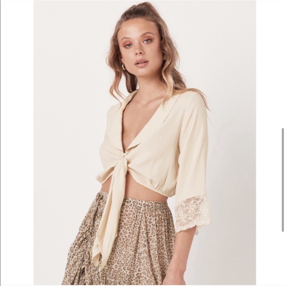 NWT Spell & The Gypsy Camp Fire Lounge Top